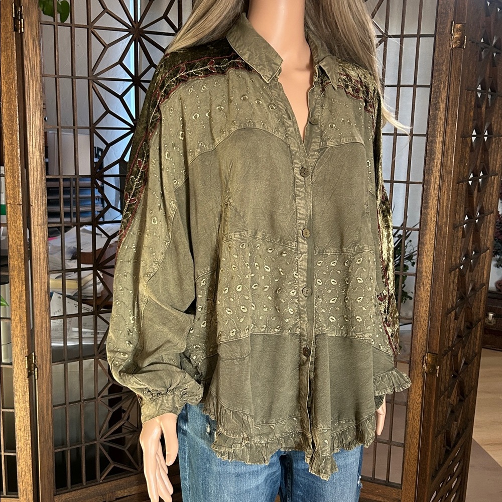 YOUNG THREADS BOHEMIAN STONE WASHED RAGLAN SLEEVE TOP - Picture 3 of 9